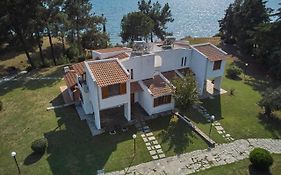 Summerday Villa Private Beach