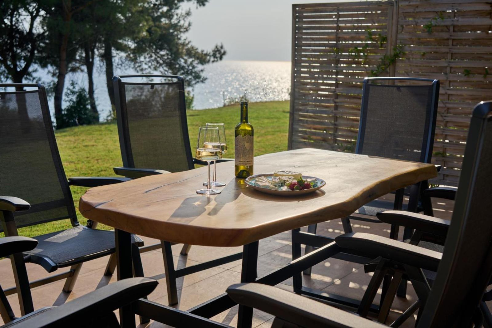 Summerday Villa Private Beach Νέα Ηράκλεια Εξωτερικό φωτογραφία